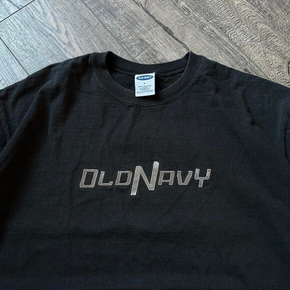 Vintage Y2K Black Rubber Silver Metallic Old Navy Logo Tee - Picture 1 of 8